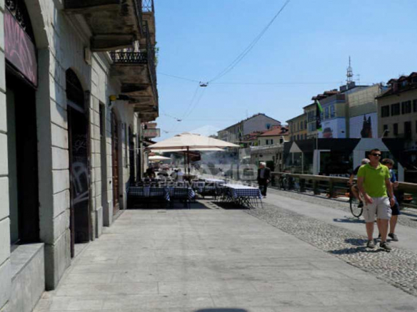 TEMPORARY STORE NAVIGLI MILANO